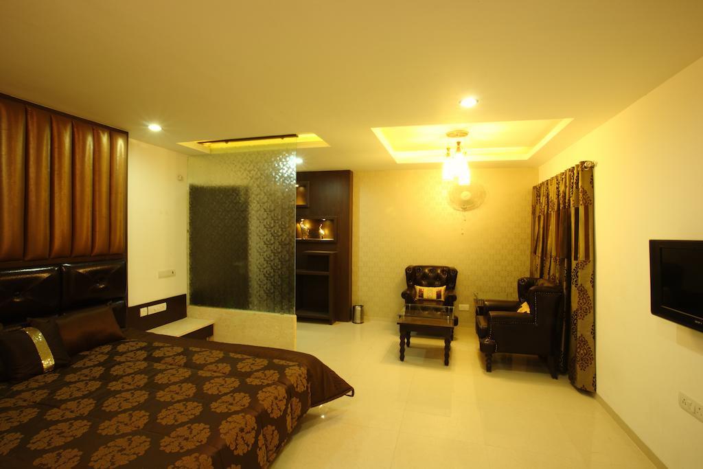 Hotel Surya Prime Кота Номер фото