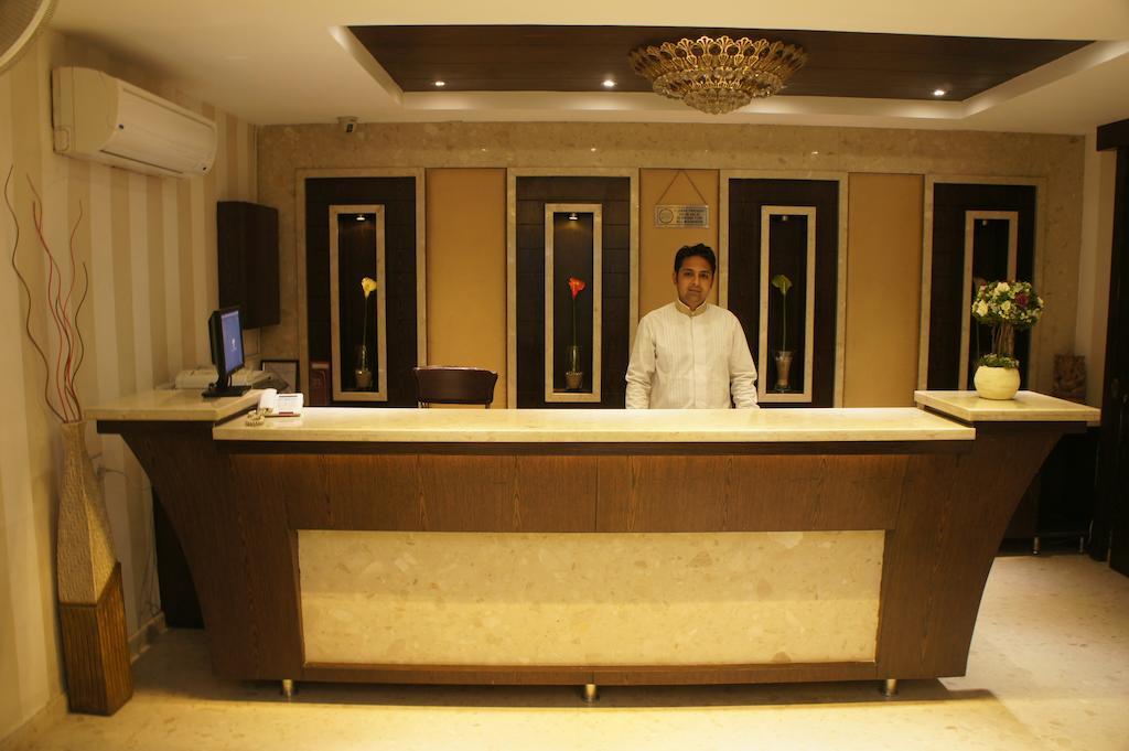 Hotel Surya Prime Кота Екстер'єр фото