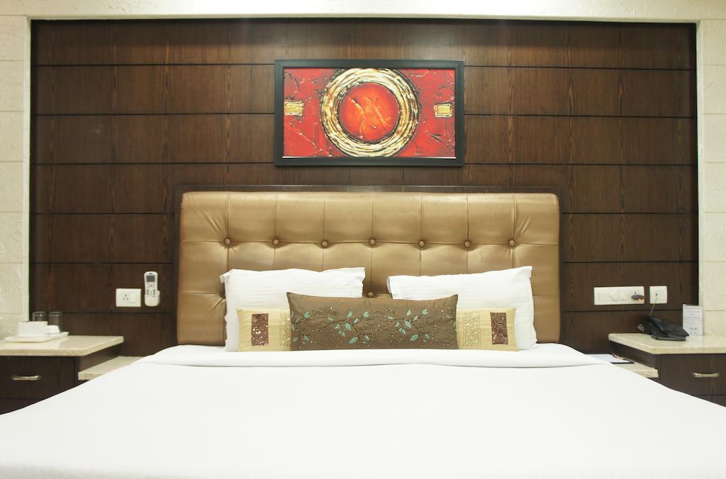 Hotel Surya Prime Кота Екстер'єр фото